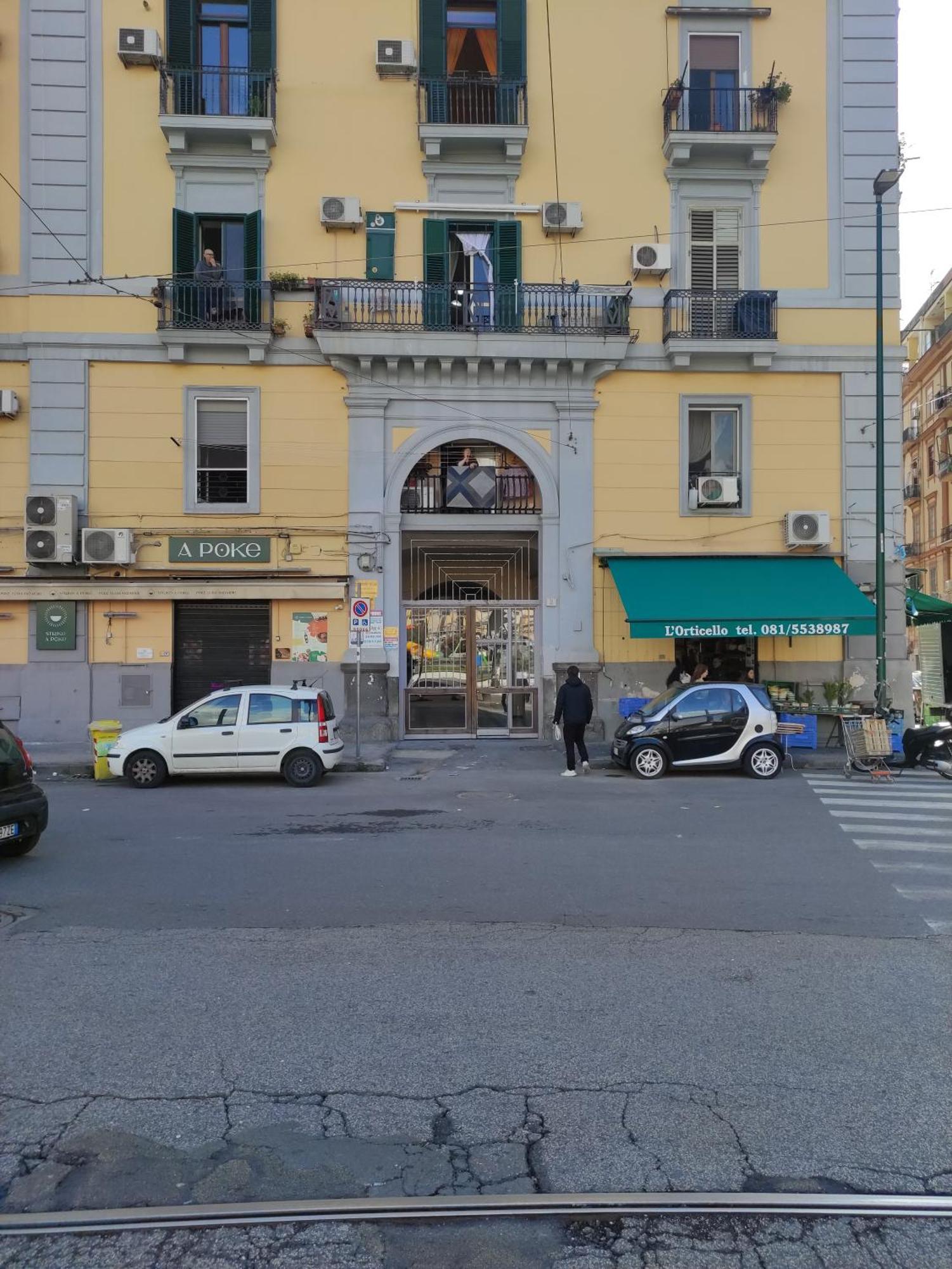 Na' Stanza In Piazza Nápoles Exterior foto